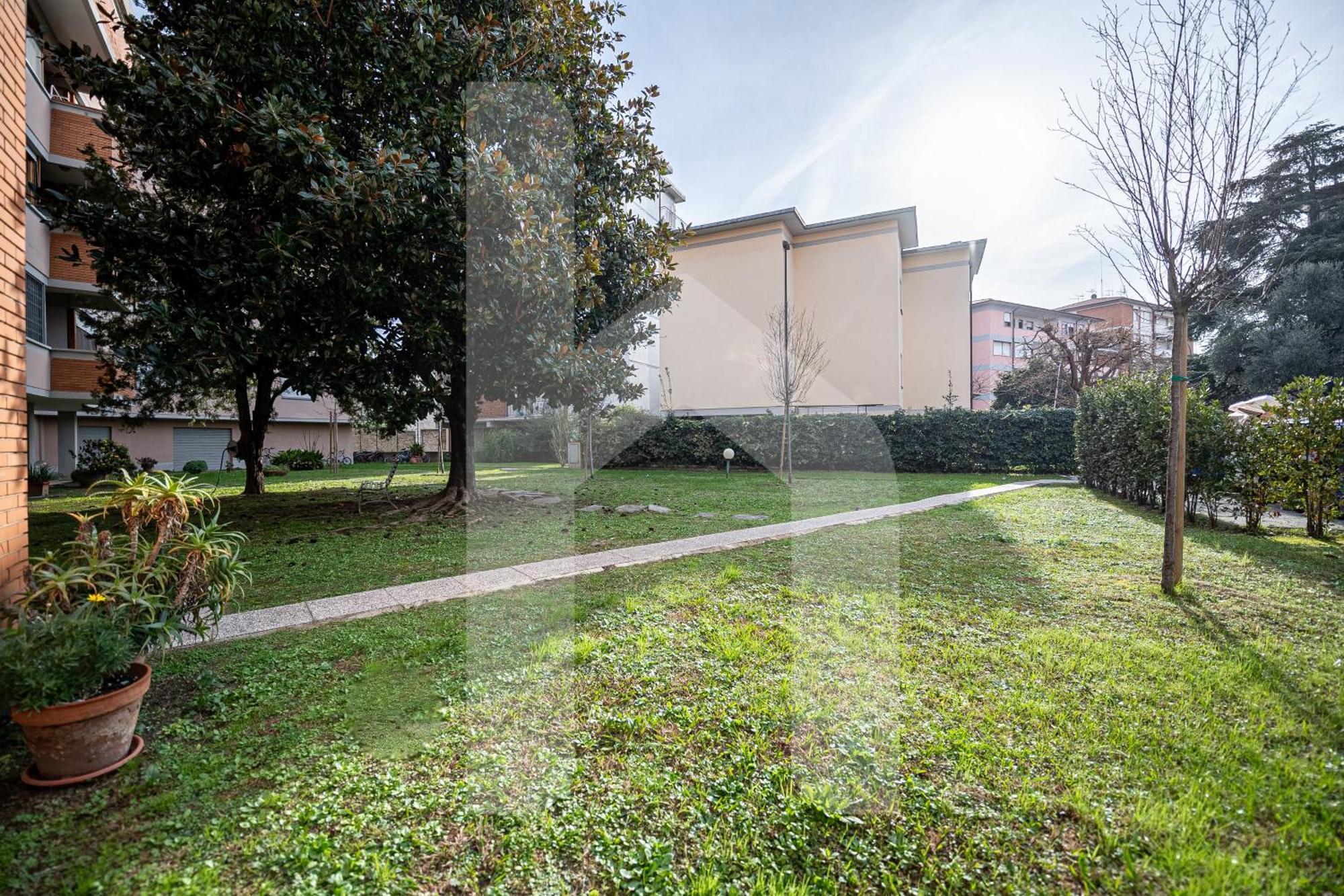Homiday - Pisa - Elegant Apartment- 3 Camere 2 Bagni Екстериор снимка